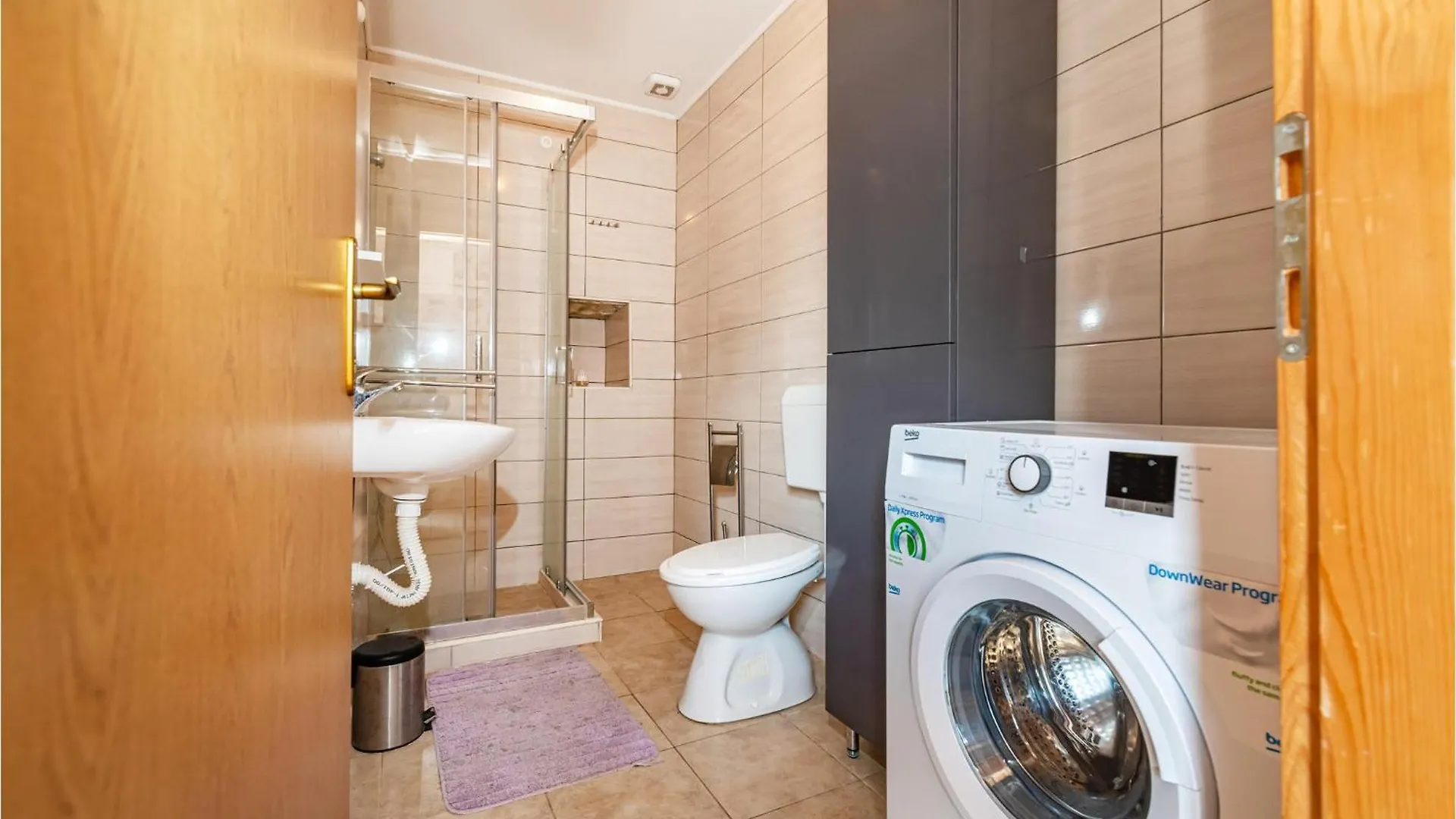 Stunning Home In Lisane Tinjske With Wifi Casa vacanze