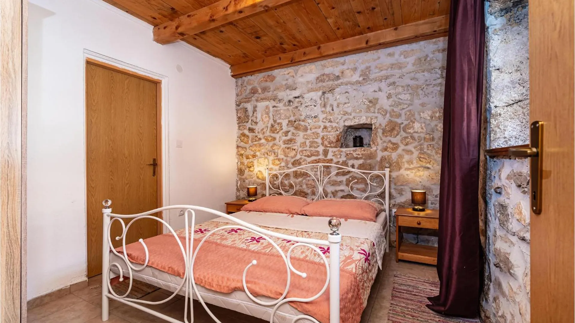 Casa vacanze Stunning Home In Lisane Tinjske With Wifi